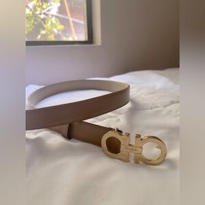 Women’s Salvatore Ferragamo Leather Belt